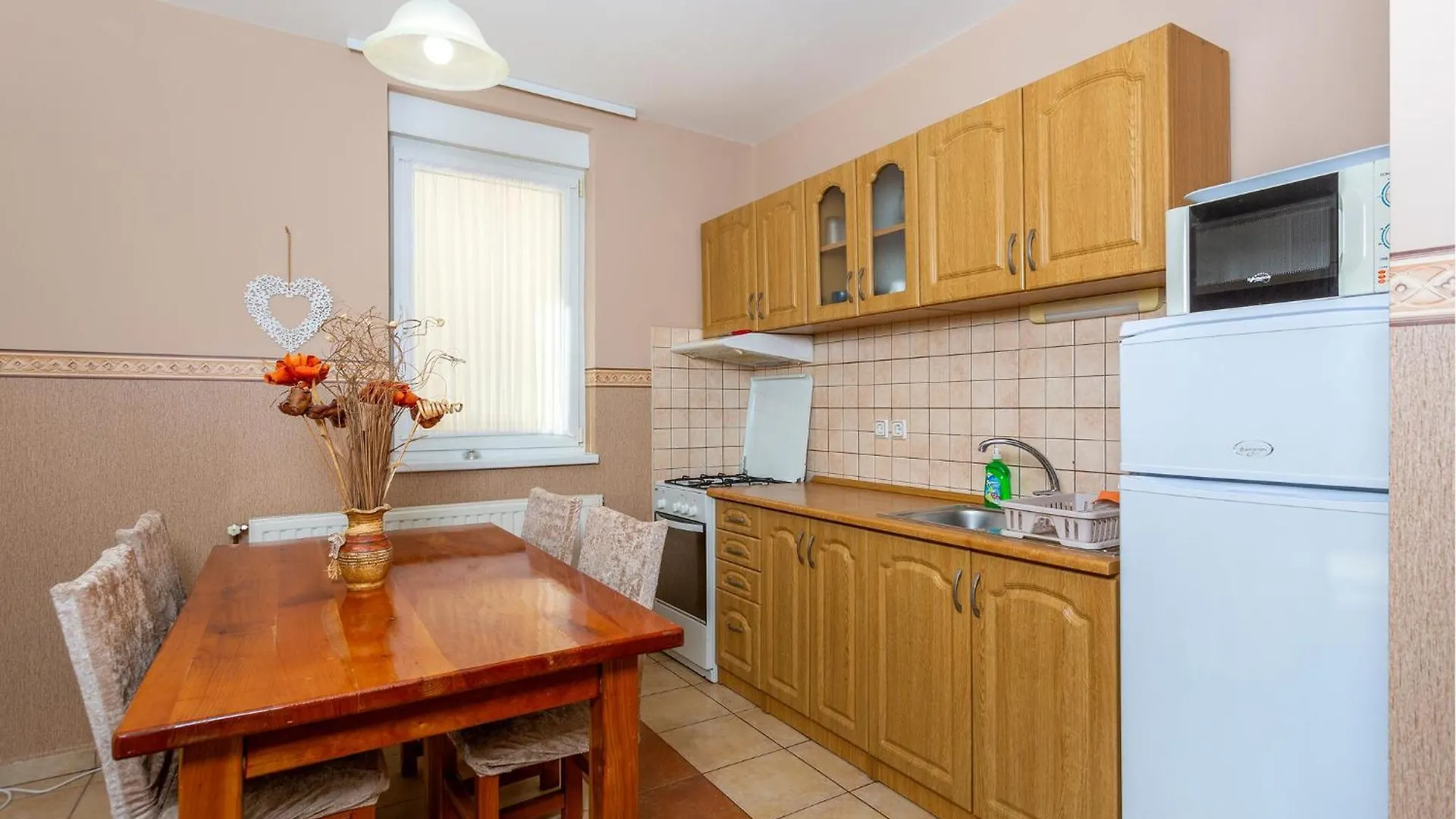Lovely Apartment In Dramalj With Kitchen
